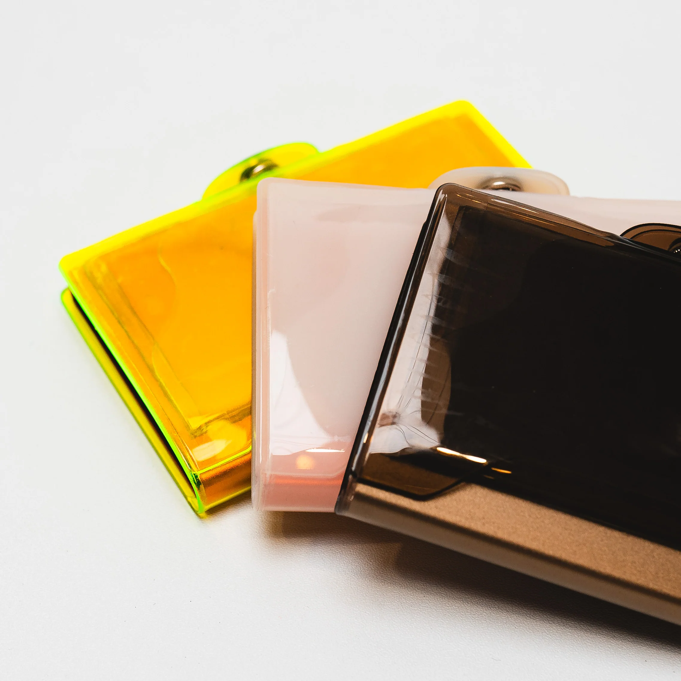 CLASSIC Clear RFID Pop Up Card Wallet - Image 3