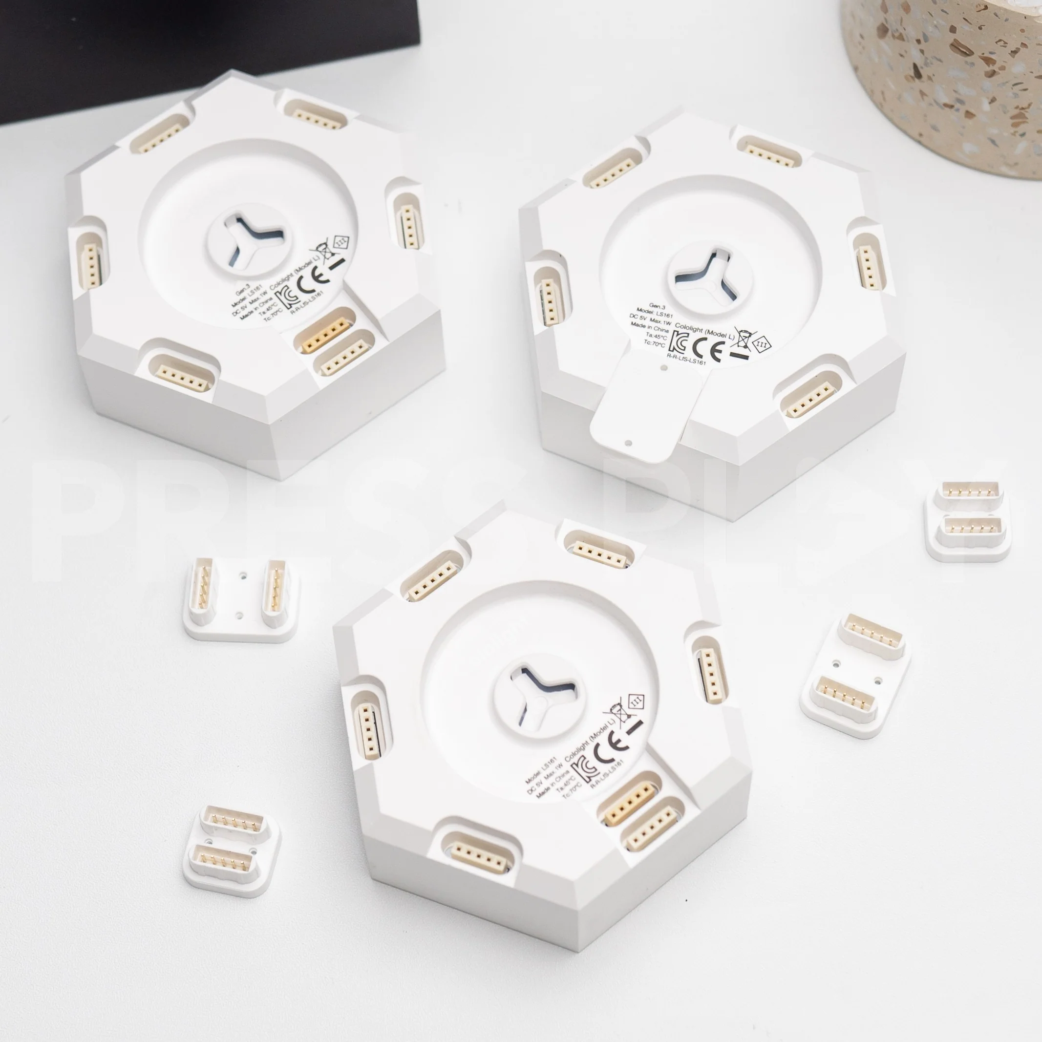 Cololight PRO Hexagon Light Customizable RGB LED Multicolor Kit - Image 5