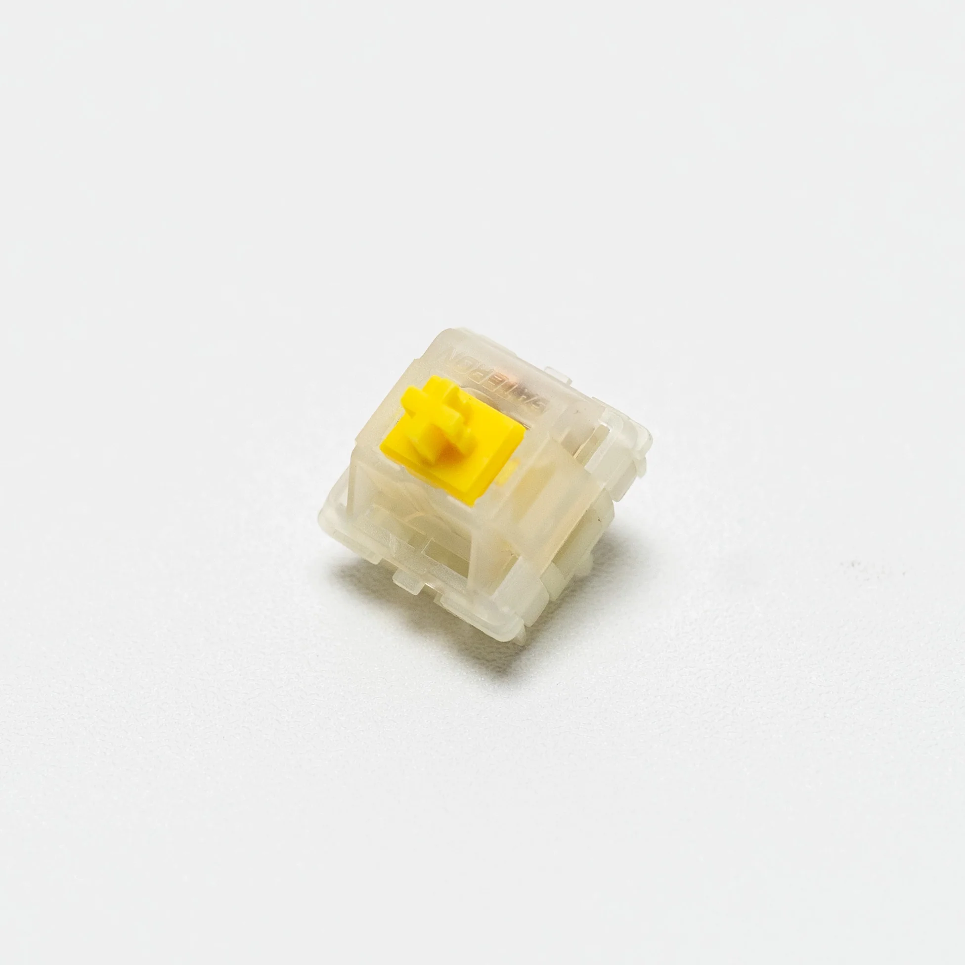 GATERON CAP Milky Yellow KS-25 V2 Linear Switch 50g Plate Mount - Image 6