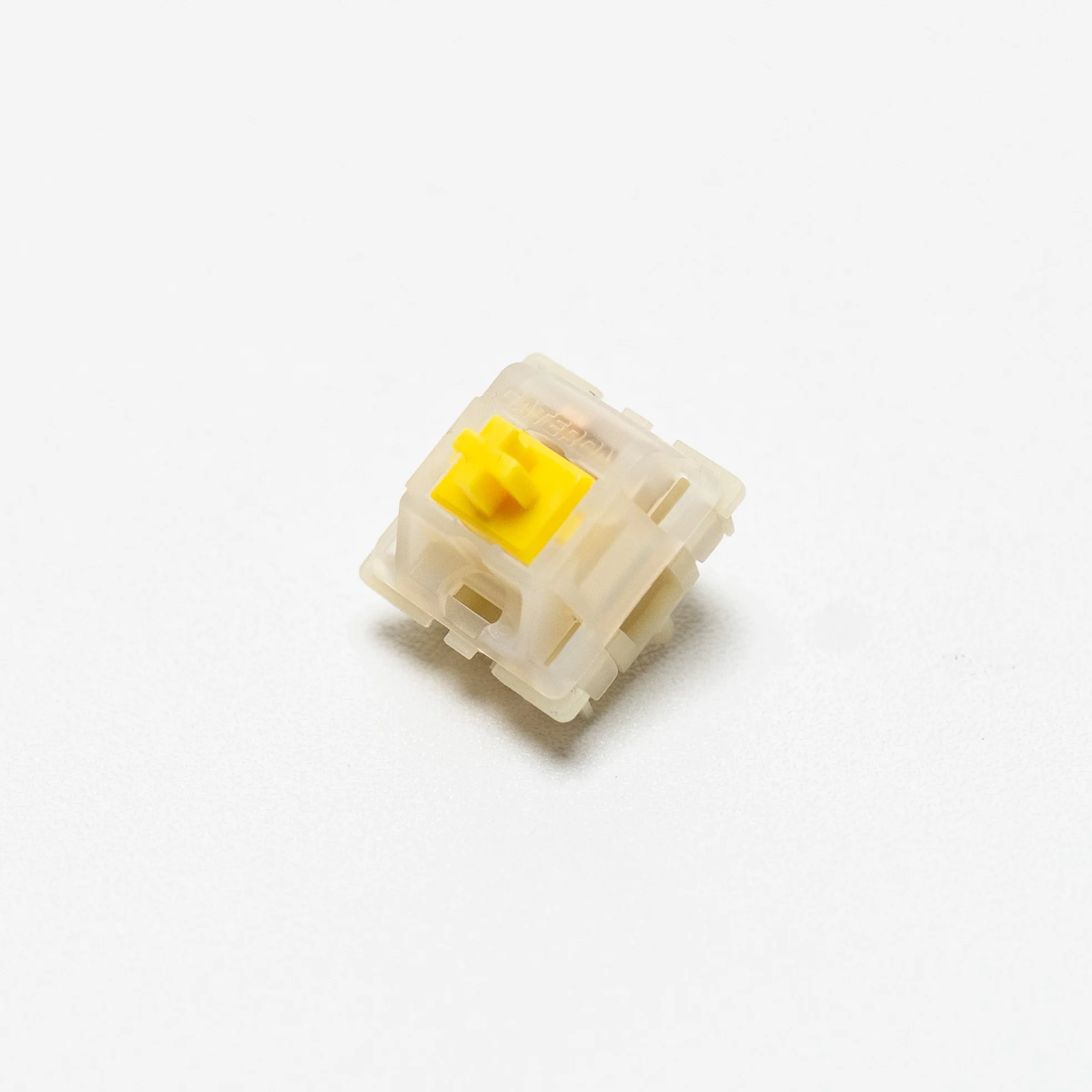 GATERON Milky Yellow Pro KS-3 Linear Switch 60g PCB Mount - Image 6