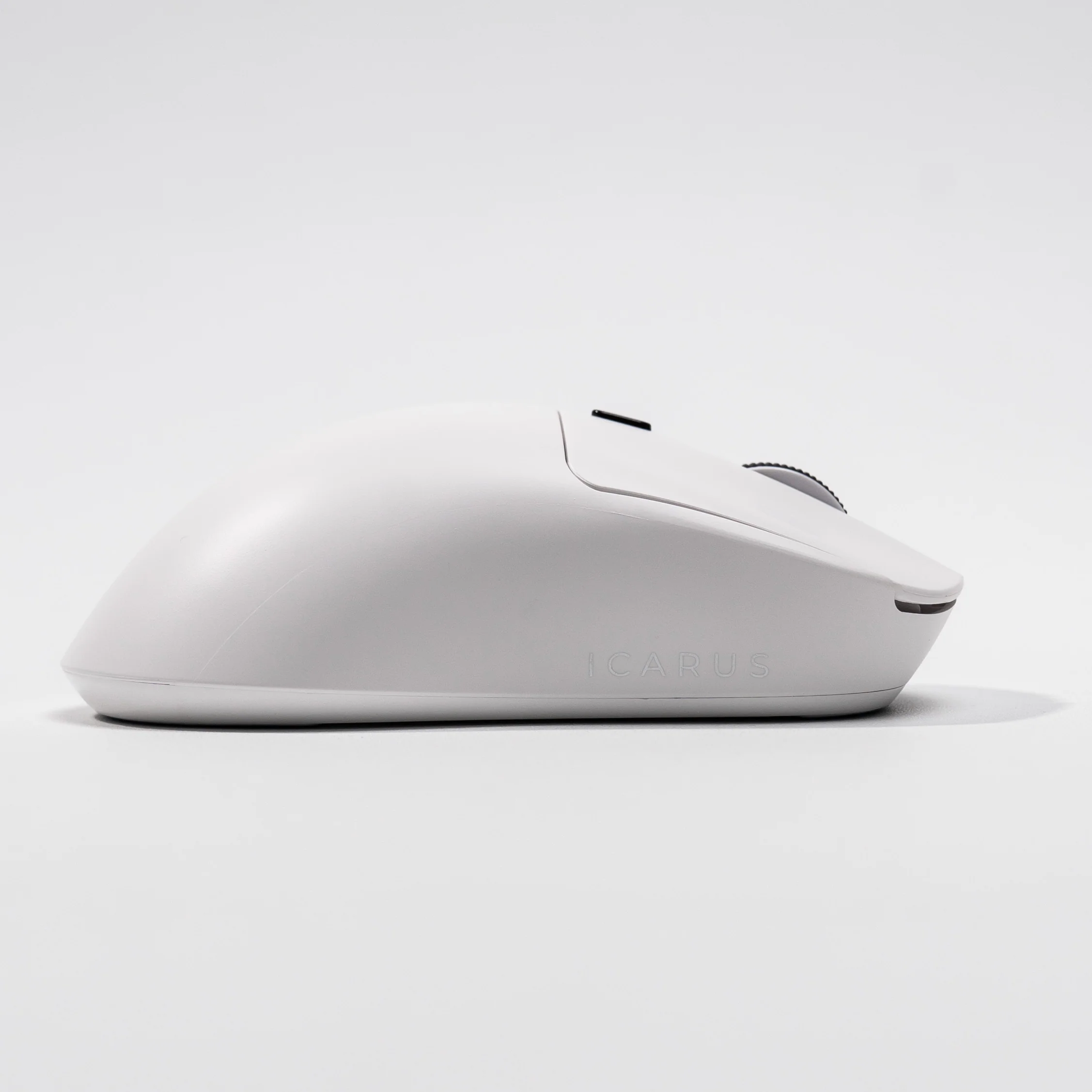 ICARUS V2 Nearlink PAW3395 Wireless Gaming Mouse - Image 11