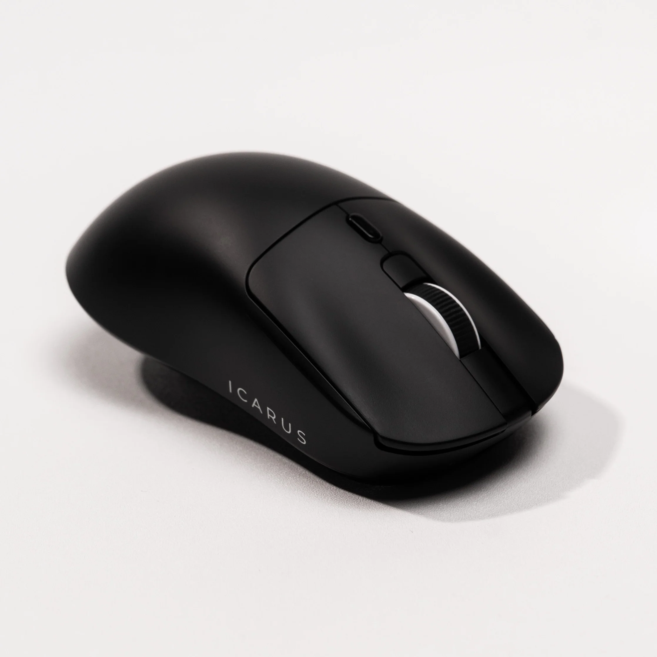 ICARUS V2 Nearlink PAW3395 Wireless Gaming Mouse - Image 7