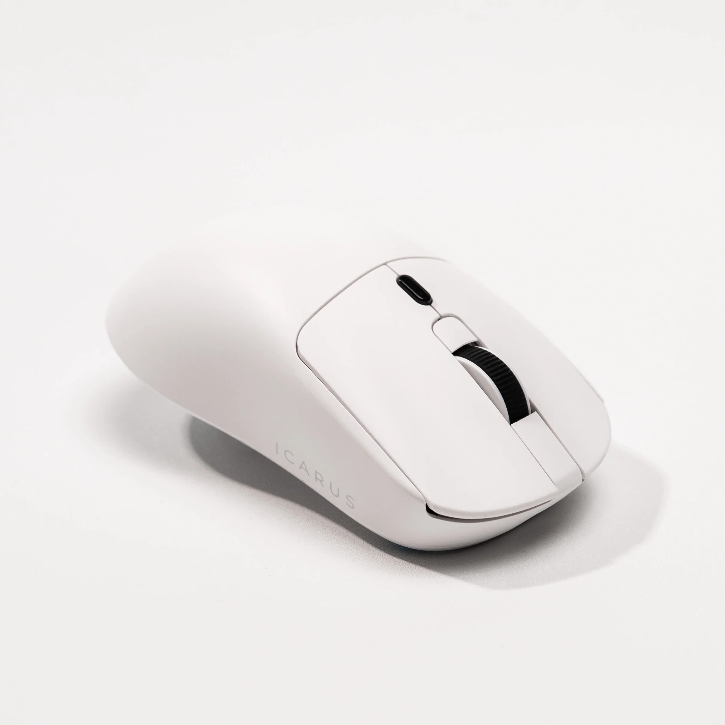 ICARUS V2 Nearlink PAW3395 Wireless Gaming Mouse - Image 8