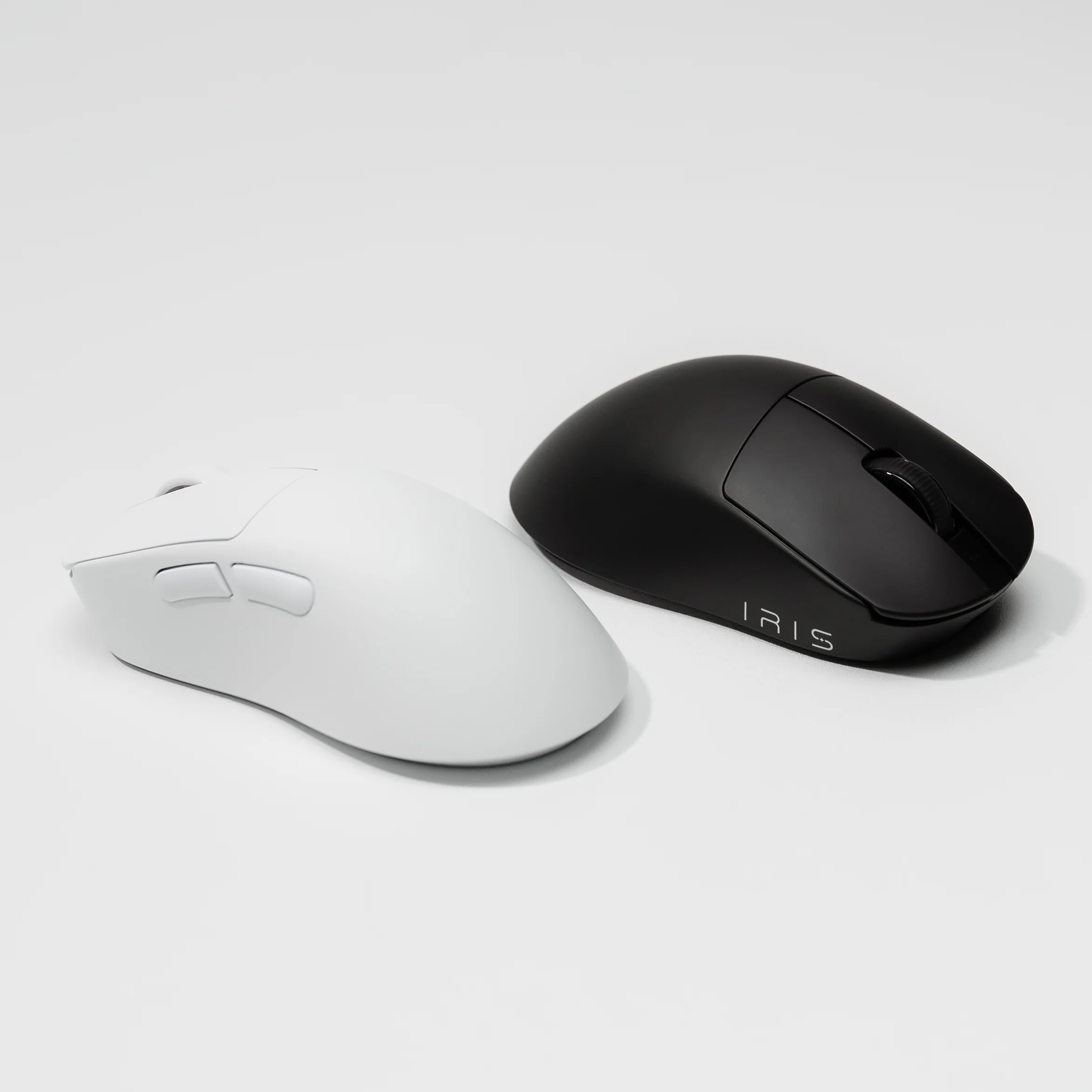 IRIS V2 Nearlink PAW3395 Wireless Gaming Mouse - Image 12