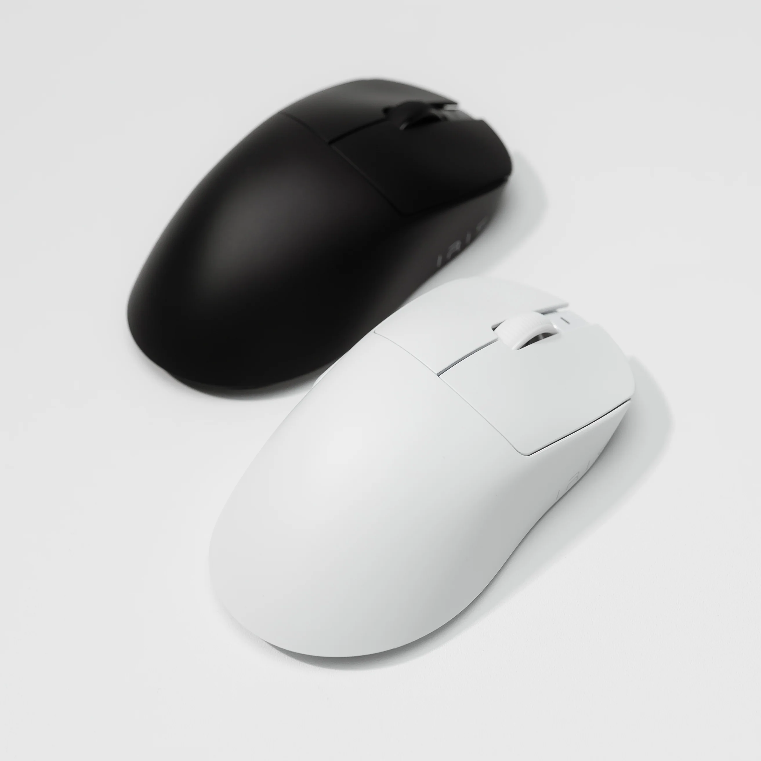 IRIS V2 Nearlink PAW3395 Wireless Gaming Mouse - Image 13