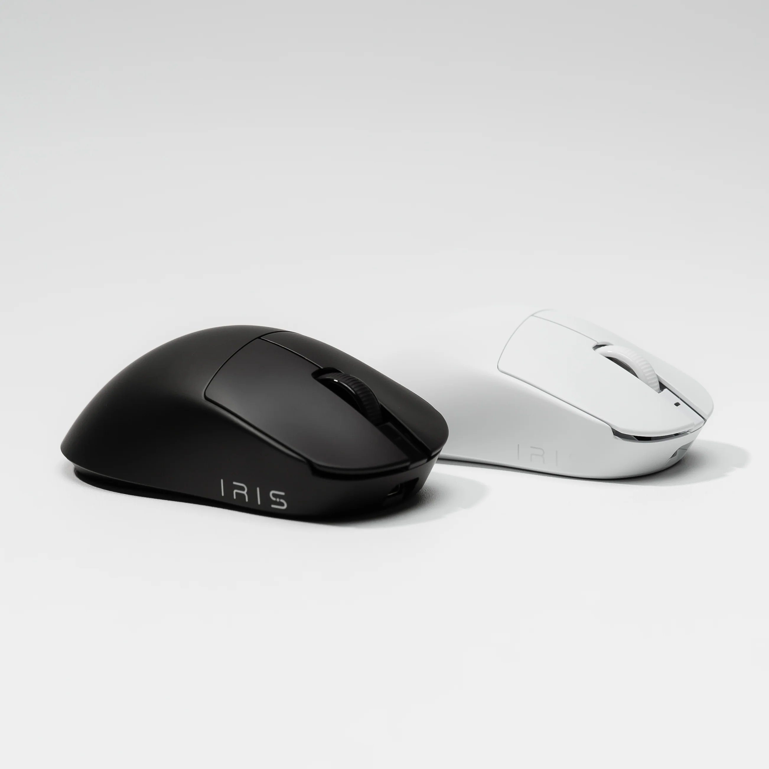 IRIS V2 Nearlink PAW3395 Wireless Gaming Mouse - Image 9