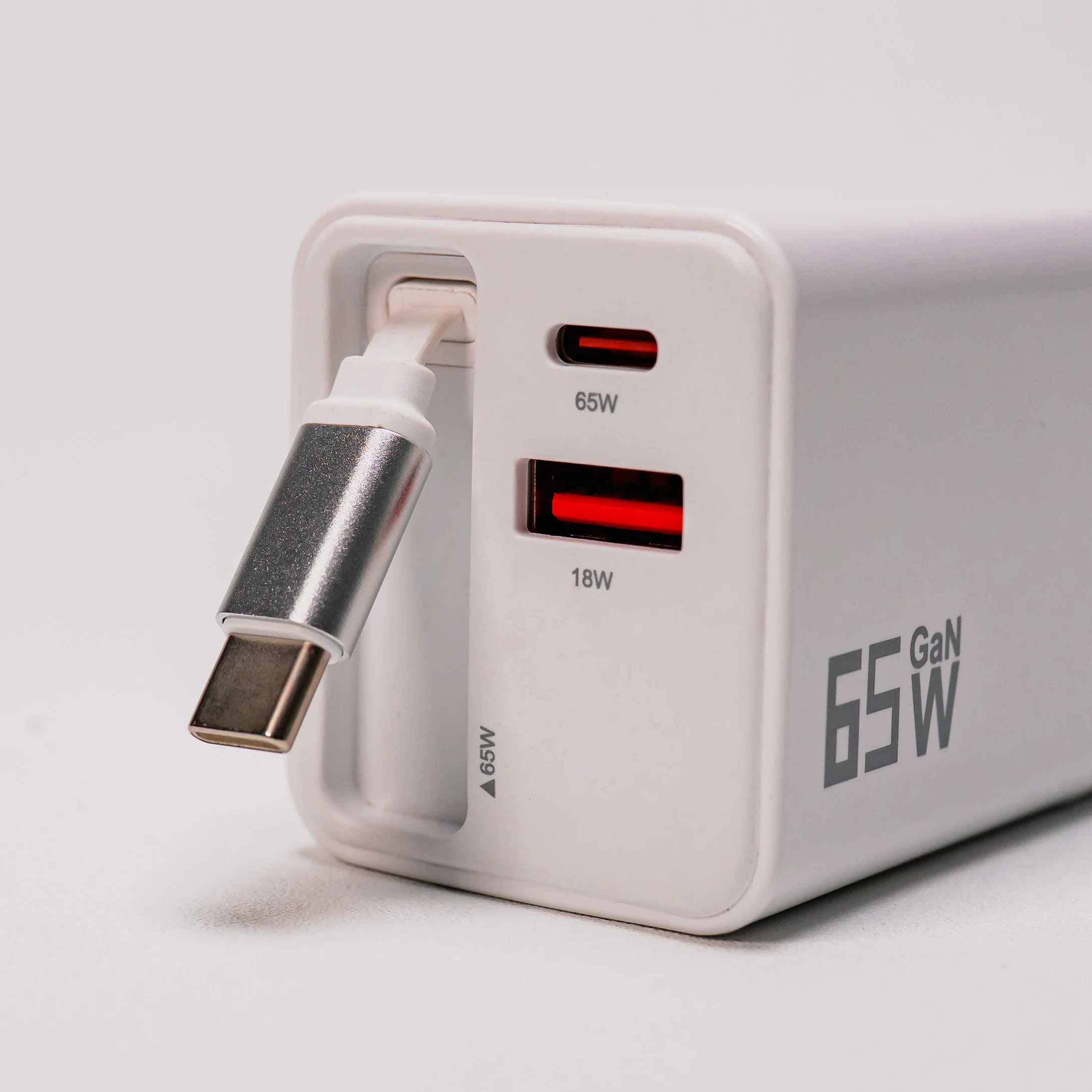 NOOK C1 65W GaN Retractable Charger - Image 8