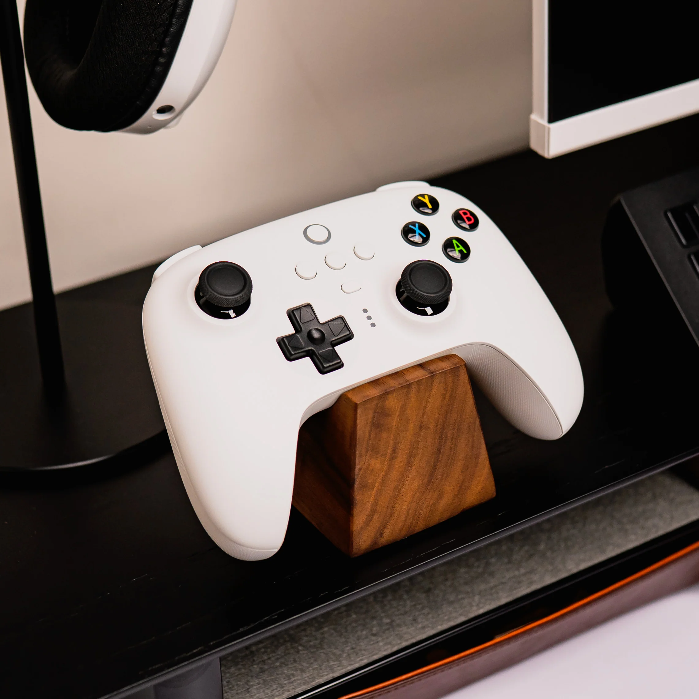 NOOK Gamepad Game Controller Display Stand - Image 4