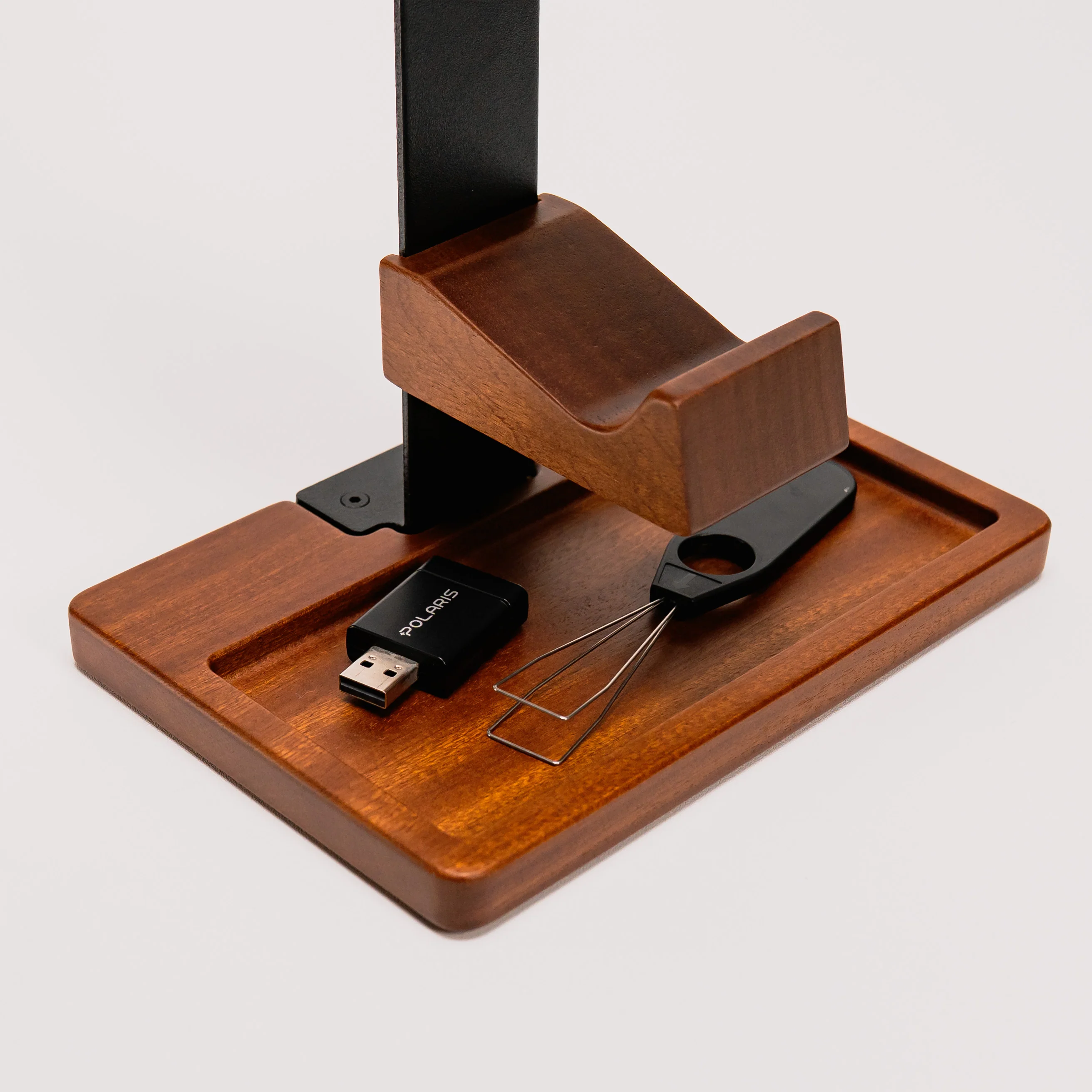 NOOK Headset & Gamepad Display Stand by Press Play - Image 15