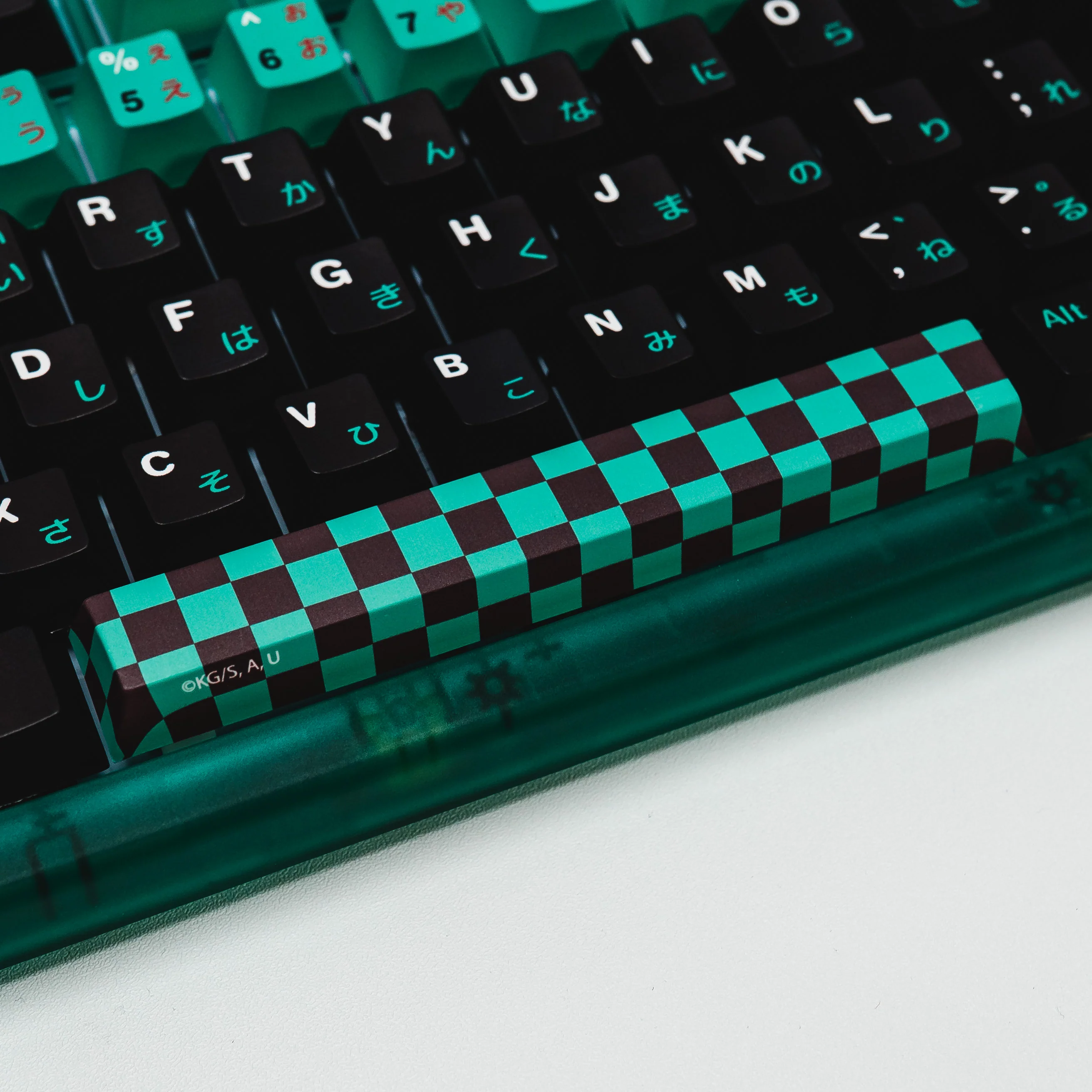 Press Play x Demon Slayer ESSENTIAL75 HE TANJIRO Edition 75% Rapid Trigger Hall Effect Keyboard - Image 13