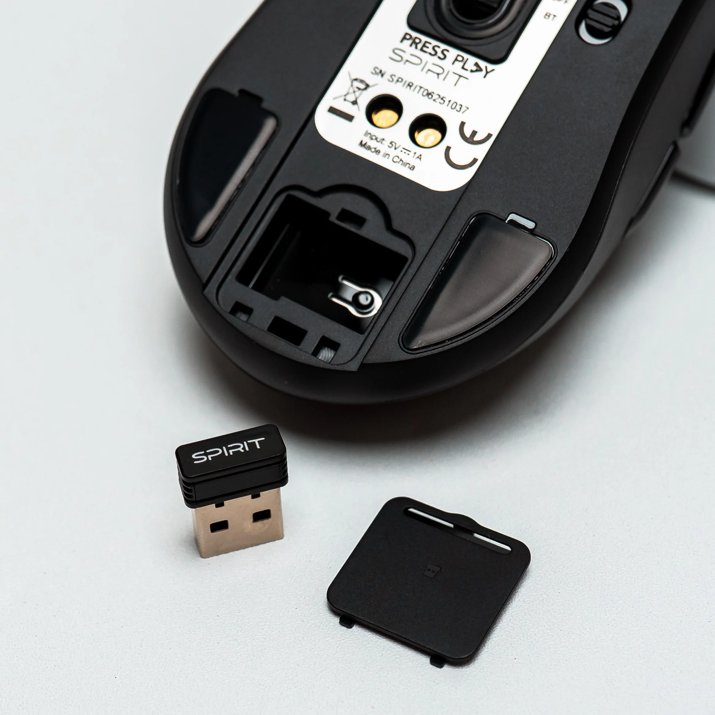 SPIRIT PAW3311 Ultralight Wireless Gaming Mouse - Image 14