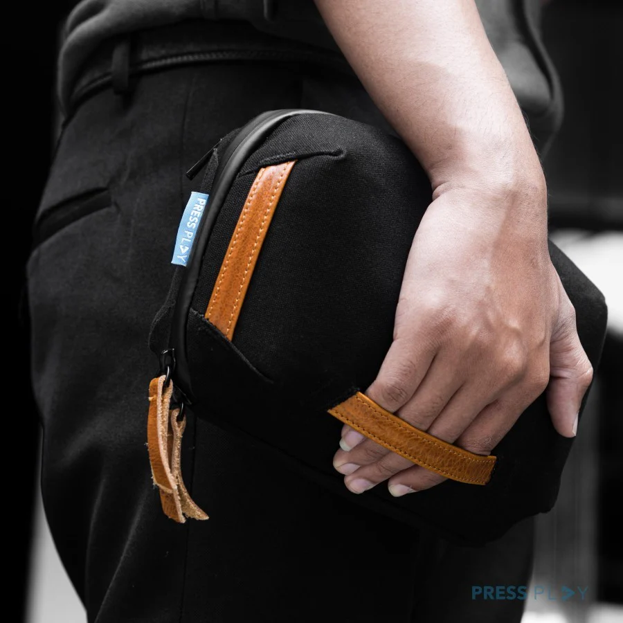 VERSA Tech & Travel Pouch Accessory Bag Tas Aksesoris by Press Play - Image 2