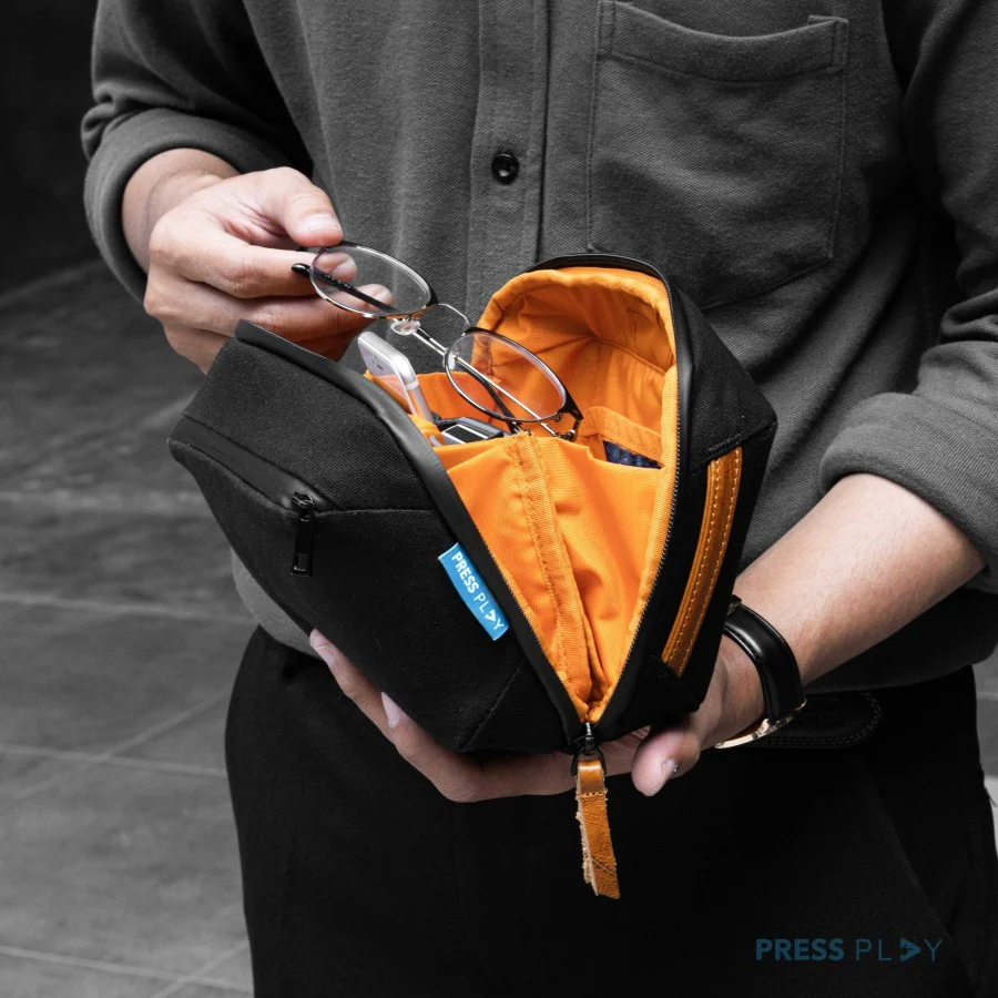 VERSA Tech & Travel Pouch Accessory Bag Tas Aksesoris by Press Play - Image 7