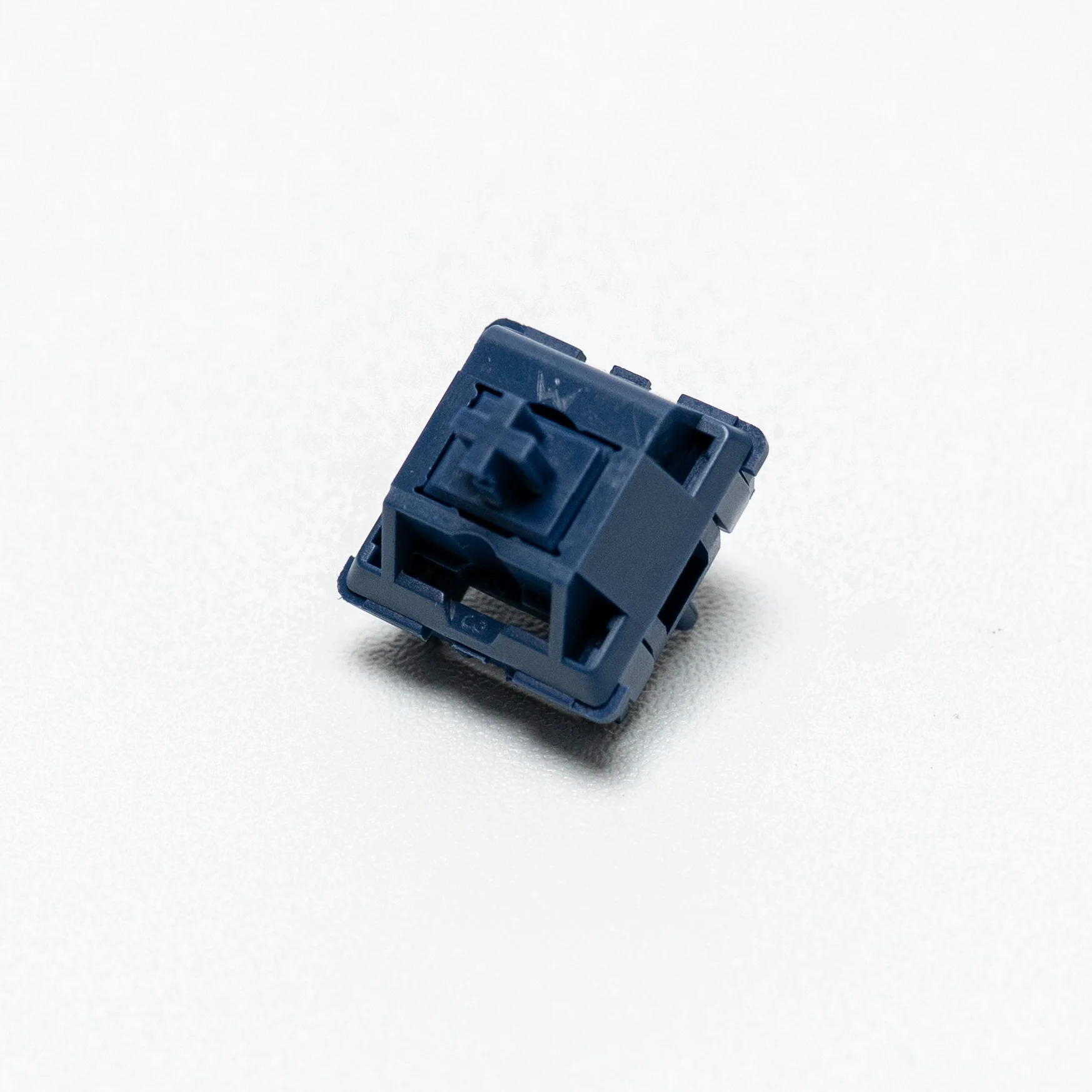 Wuque Studio WS Light Tactile Switch 35g PCB Mount - Image 3